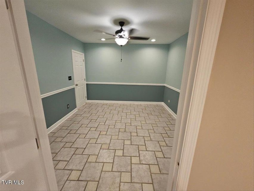 Photo #48: 1 Emerald Court