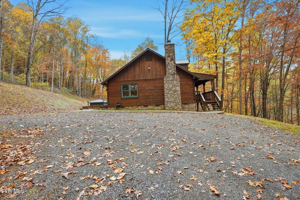 Photo #31: 220 Old Orchard Road