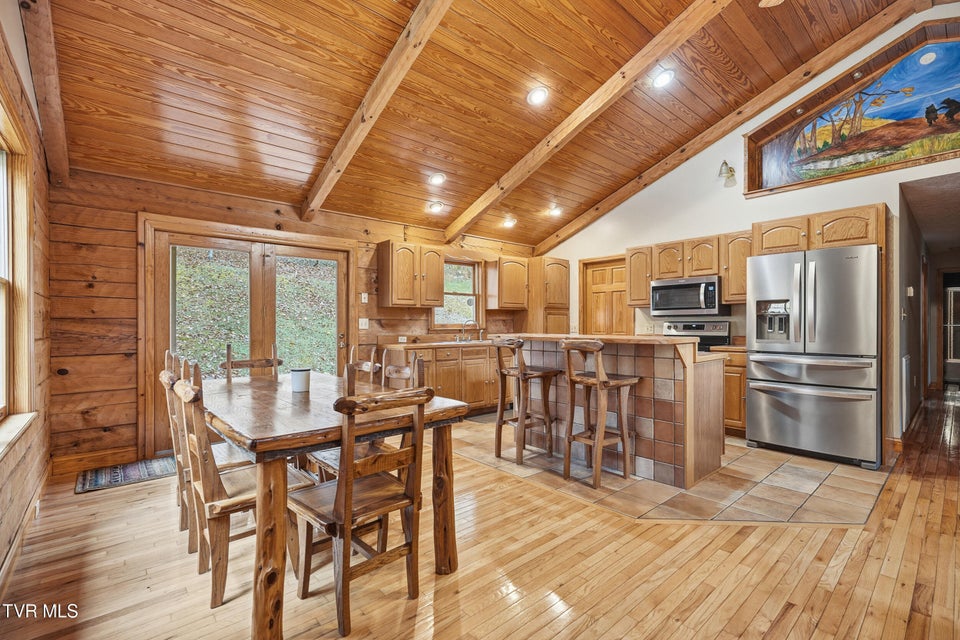 Photo #34: 220 Old Orchard Road