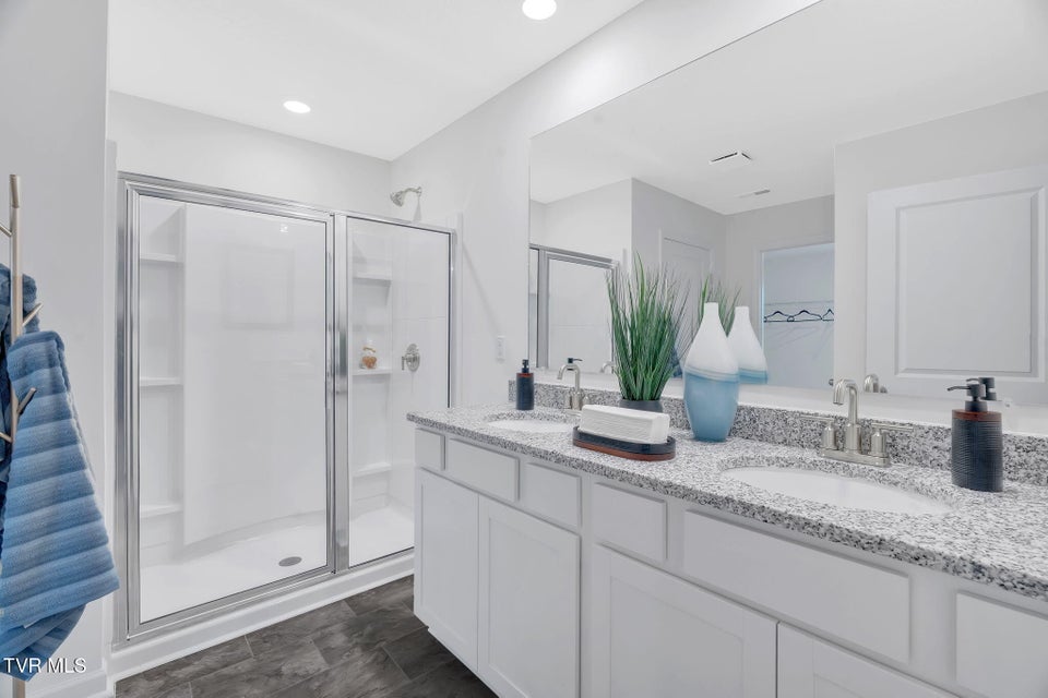 Photo #35: 321 Alta Tree Blvd 