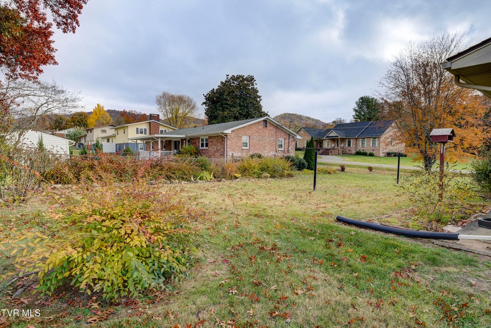 Photo #29: 234 Simmons Avenue