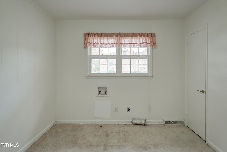 Photo #15: 234 Simmons Avenue