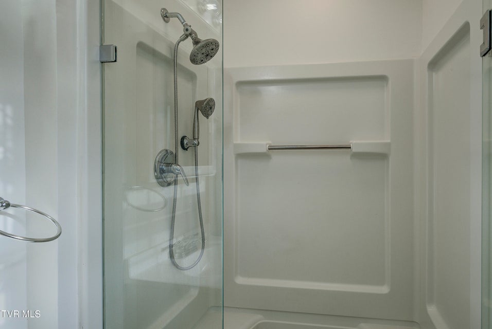 Photo #27: 234 Simmons Avenue