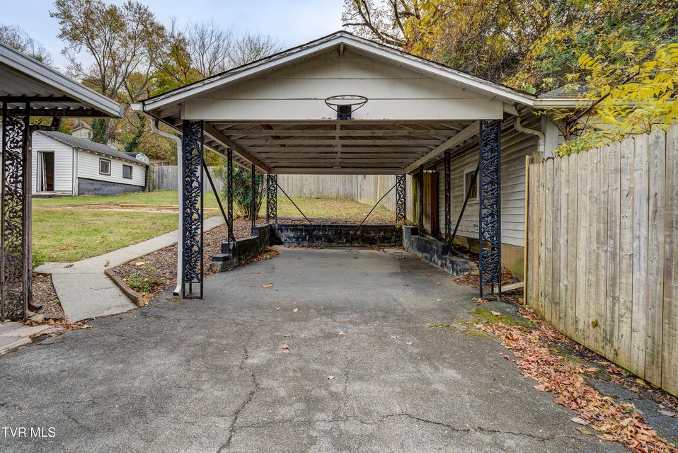 Photo #45: 310 Elm Avenue