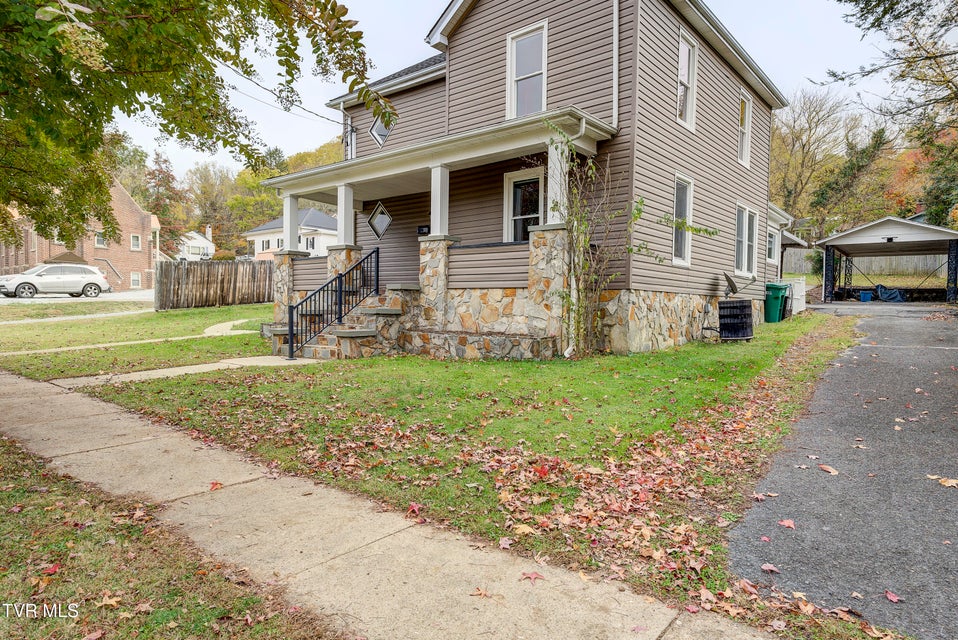 Photo #2: 310 Elm Avenue