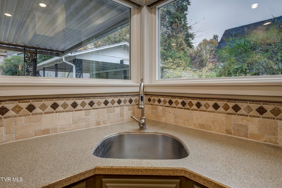 Photo #15: 310 Elm Avenue