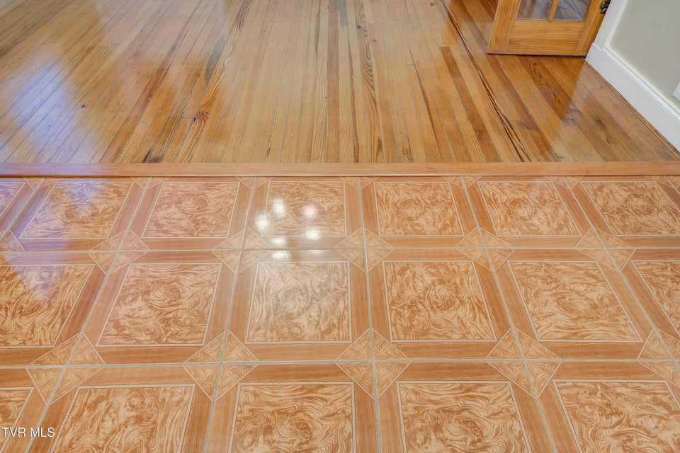 Photo #17: 310 Elm Avenue