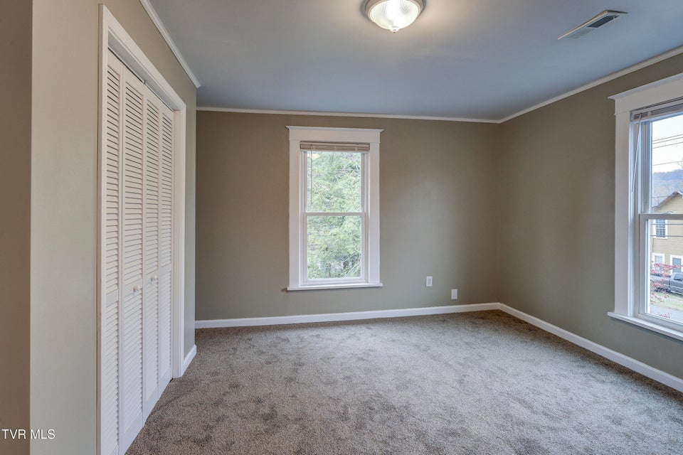 Photo #29: 310 Elm Avenue