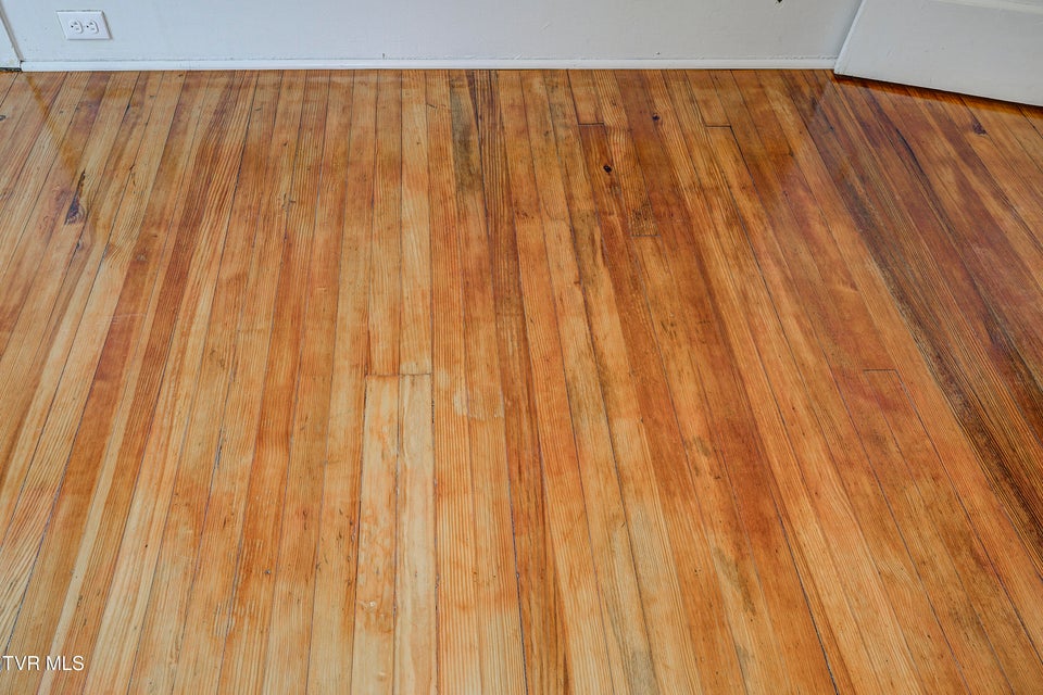 Photo #38: 310 Elm Avenue