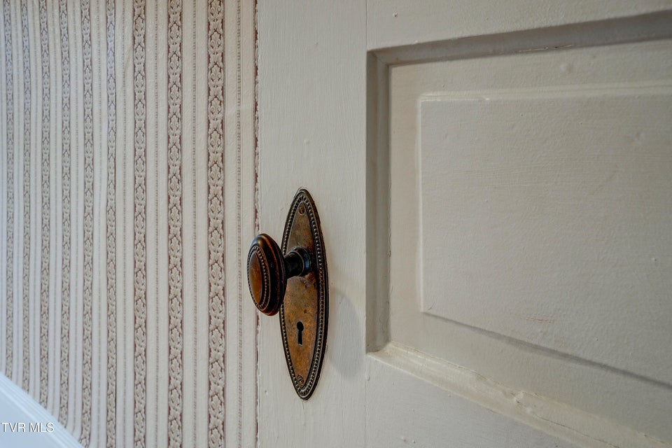 Photo #39: 310 Elm Avenue