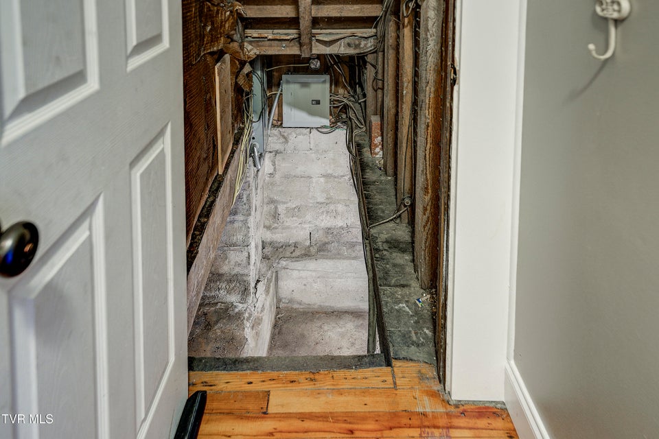 Photo #54: 310 Elm Avenue