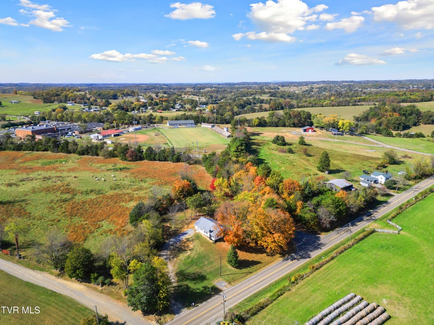 Photo #3: 10630 107 Cutoff 