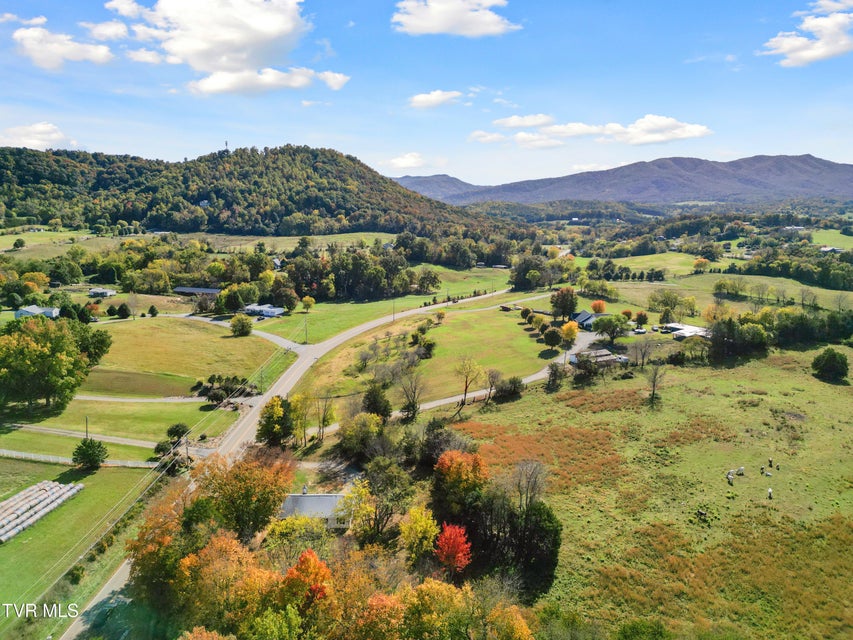 Photo #4: 10630 107 Cutoff 