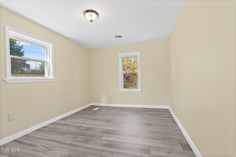 Photo #7: 10630 107 Cutoff 