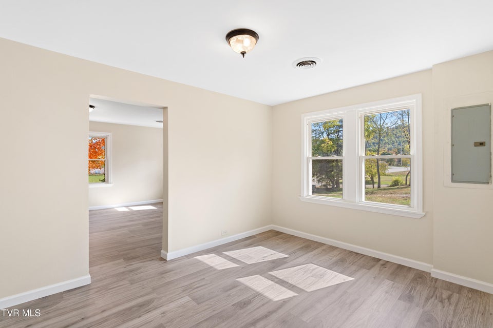 Photo #13: 10630 107 Cutoff 