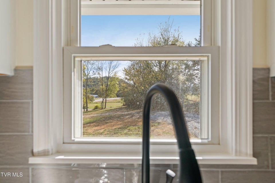 Photo #20: 10630 107 Cutoff 