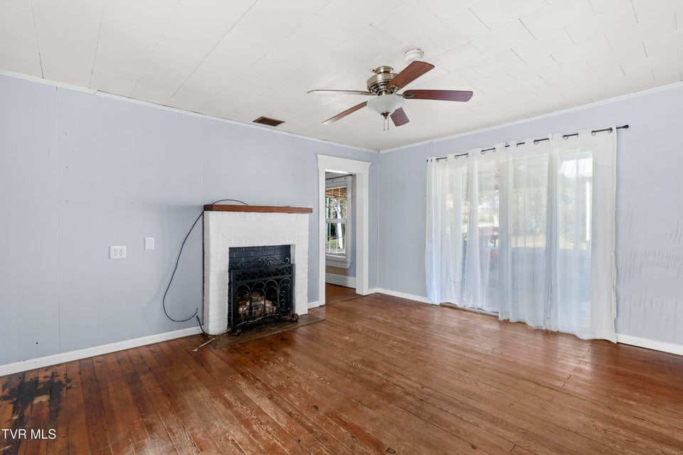 Photo #12: 780 Murray Bridge Road