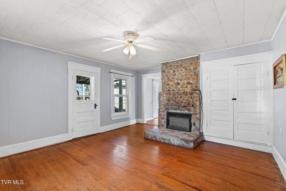 Photo #19: 780 Murray Bridge Road