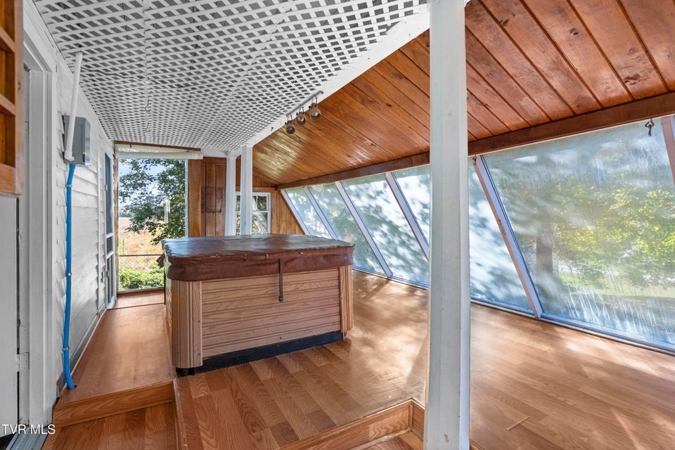 Photo #24: 780 Murray Bridge Road