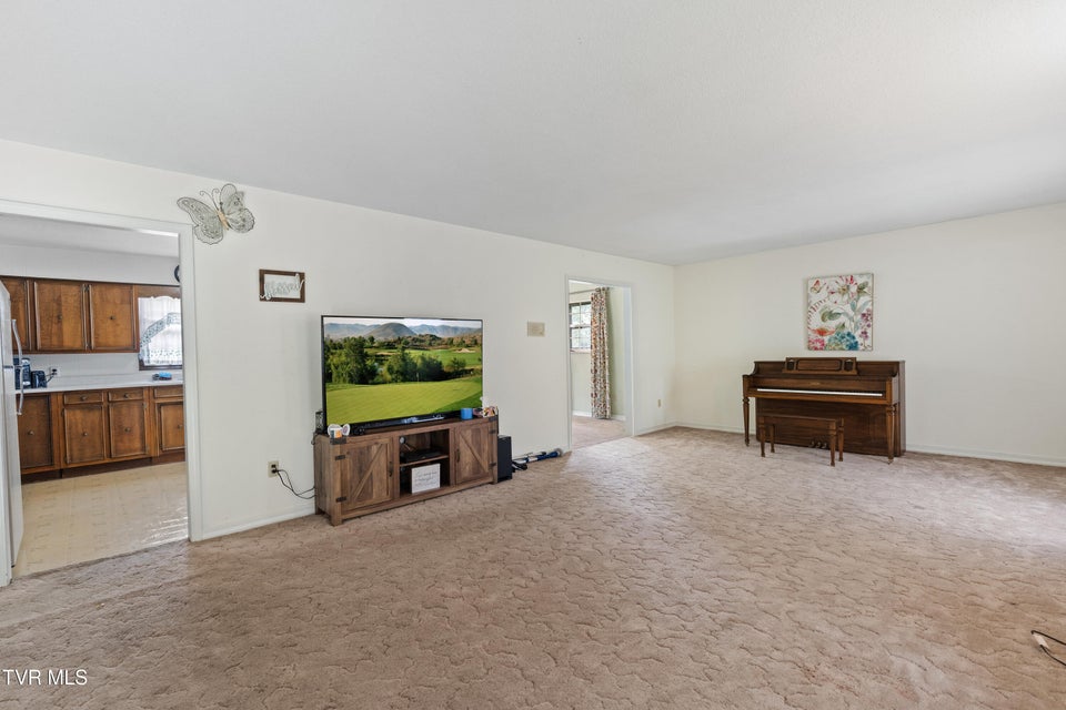 Photo #11: 1510 Sun Valley Drive