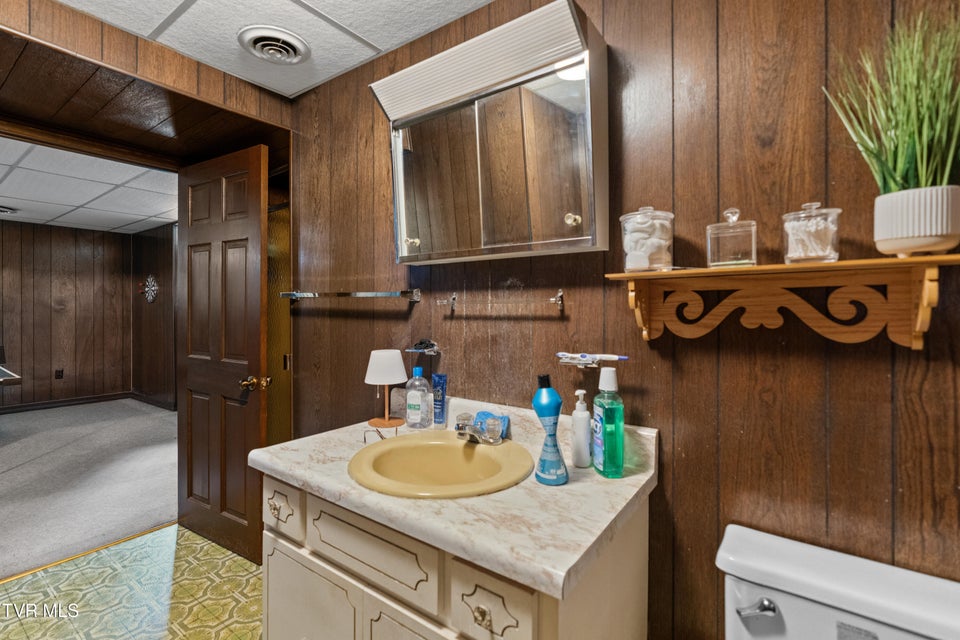 Photo #17: 1510 Sun Valley Drive