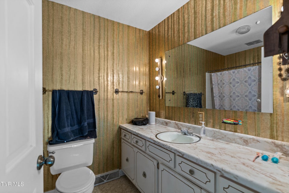 Photo #19: 1510 Sun Valley Drive