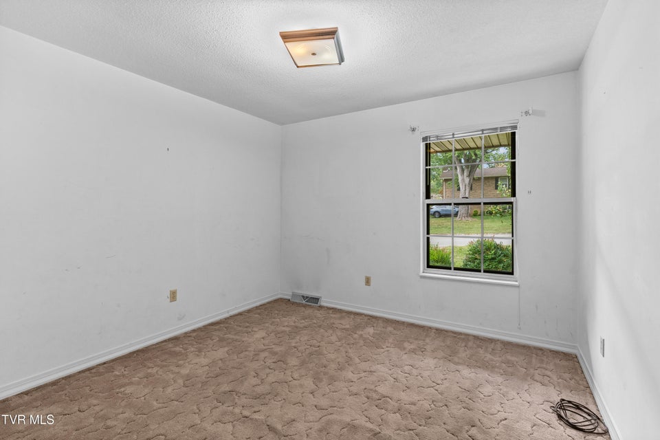 Photo #21: 1510 Sun Valley Drive