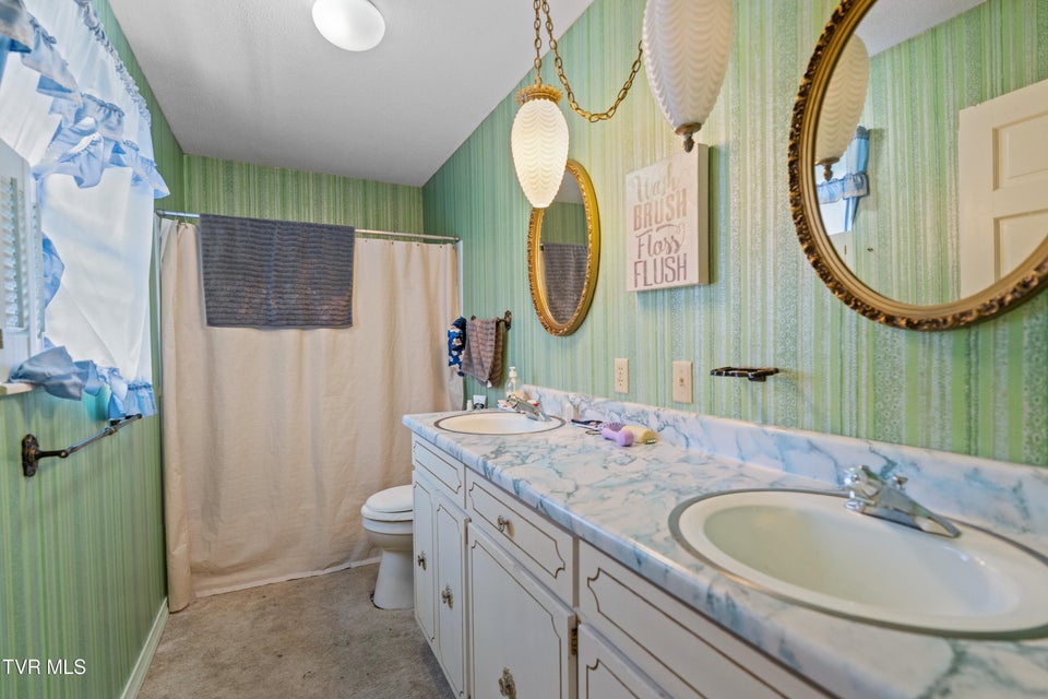 Photo #25: 1510 Sun Valley Drive