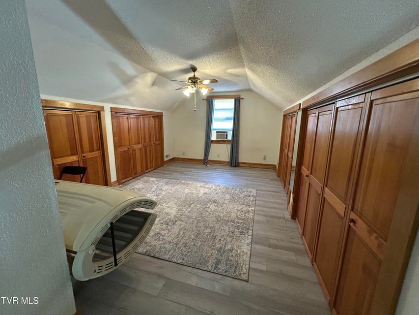 Photo #18: 7503 Strawberry Mountain Road