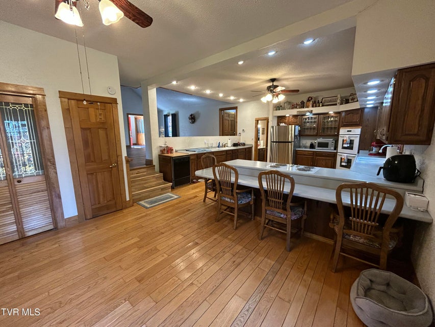 Photo #15: 7503 Strawberry Mountain Road