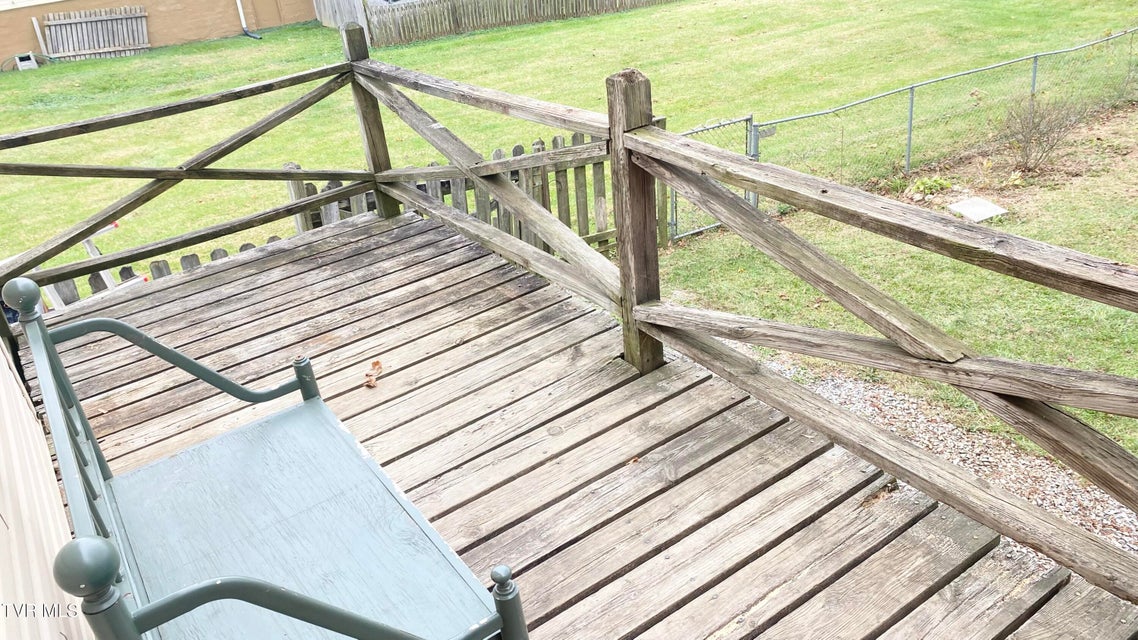 Photo #19: 207 North Street