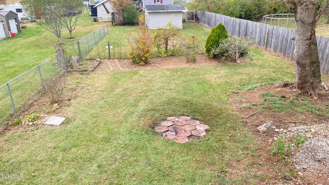 Photo #20: 207 North Street