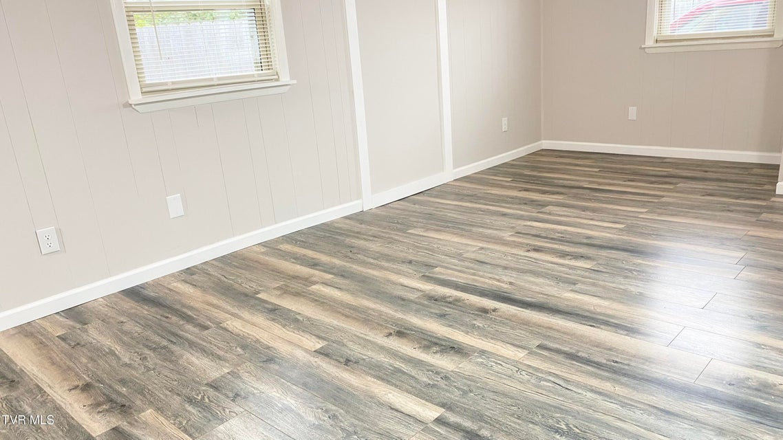 Photo #26: 207 North Street