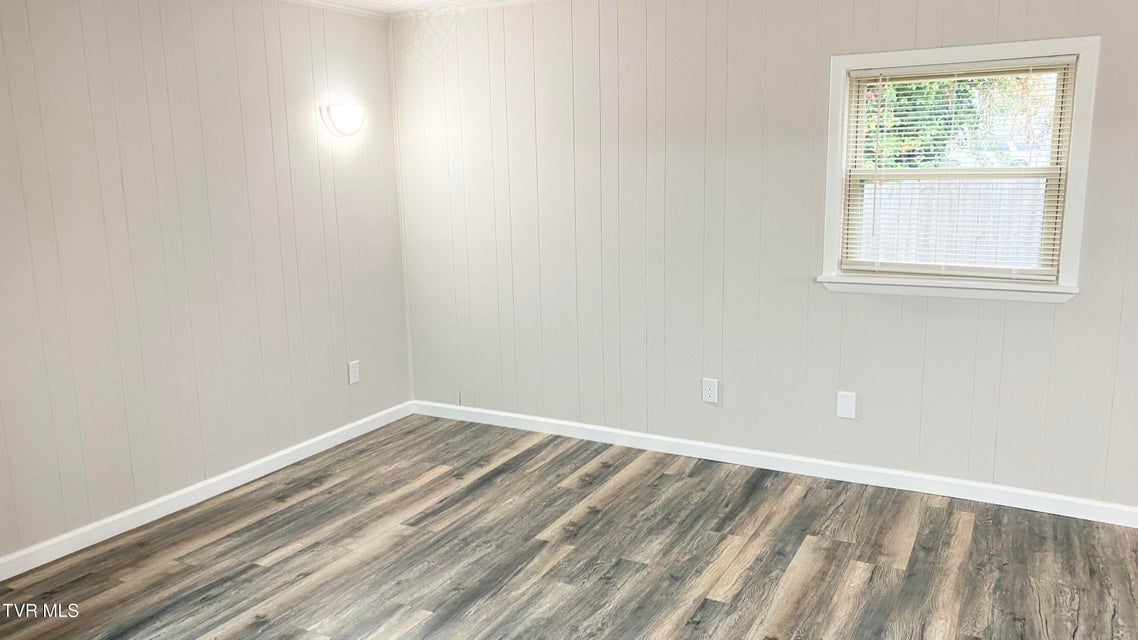 Photo #28: 207 North Street