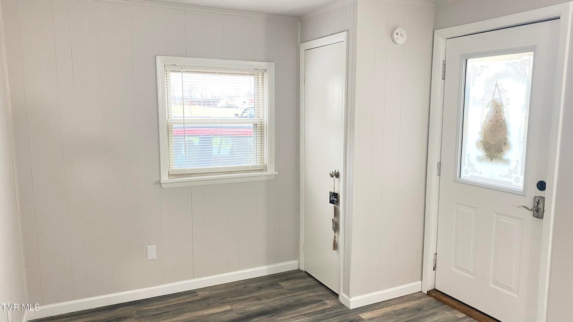 Photo #30: 207 North Street