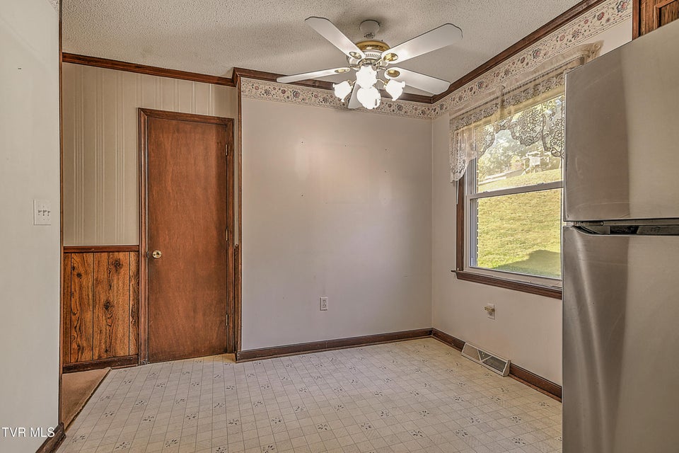 Photo #12: 104 Regency Drive