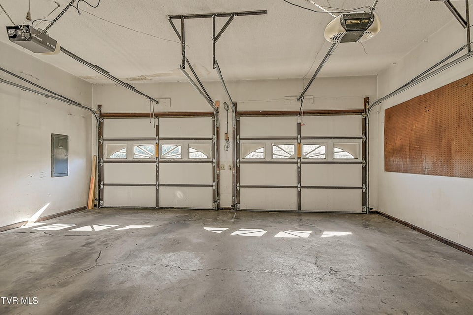 Photo #22: 104 Regency Drive