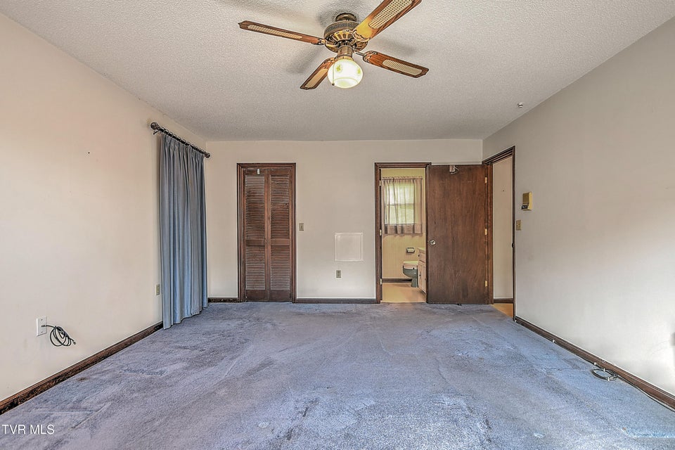 Photo #25: 104 Regency Drive