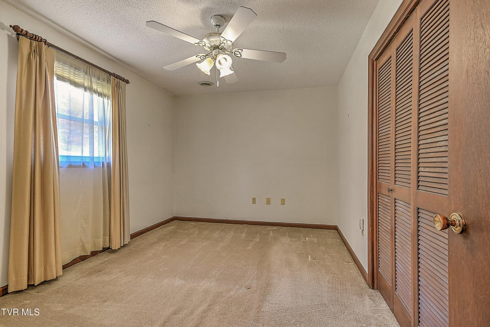 Photo #27: 104 Regency Drive