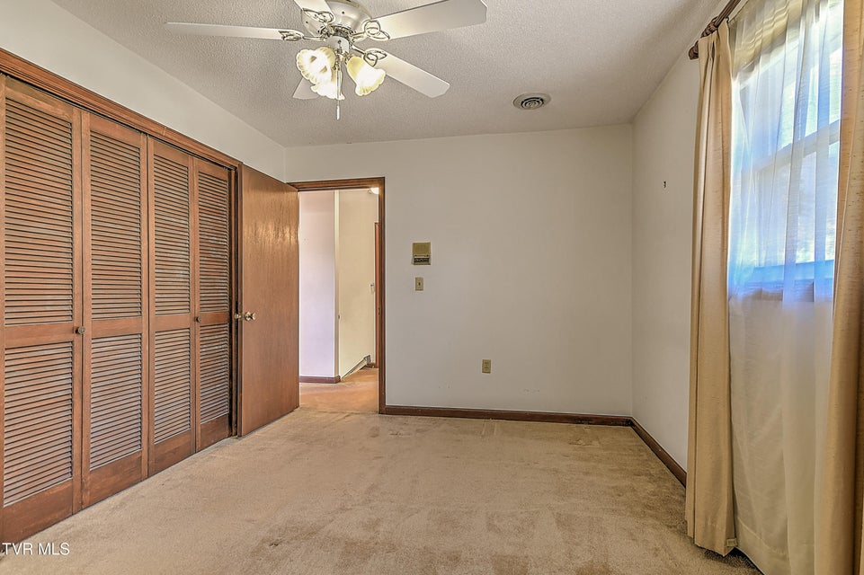 Photo #28: 104 Regency Drive