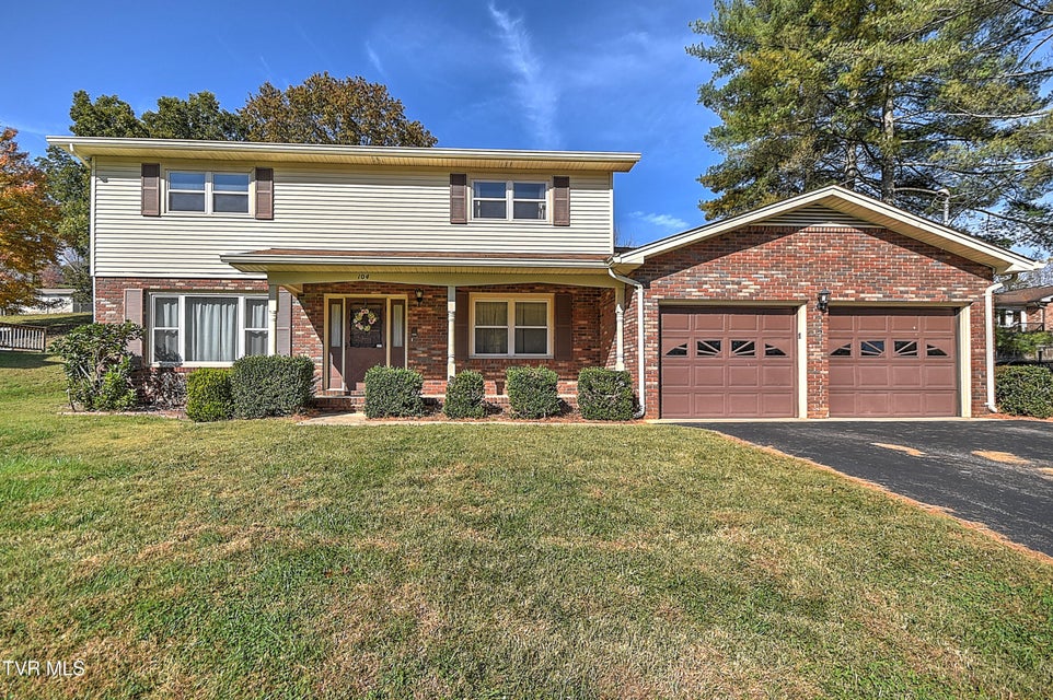 Photo #42: 104 Regency Drive