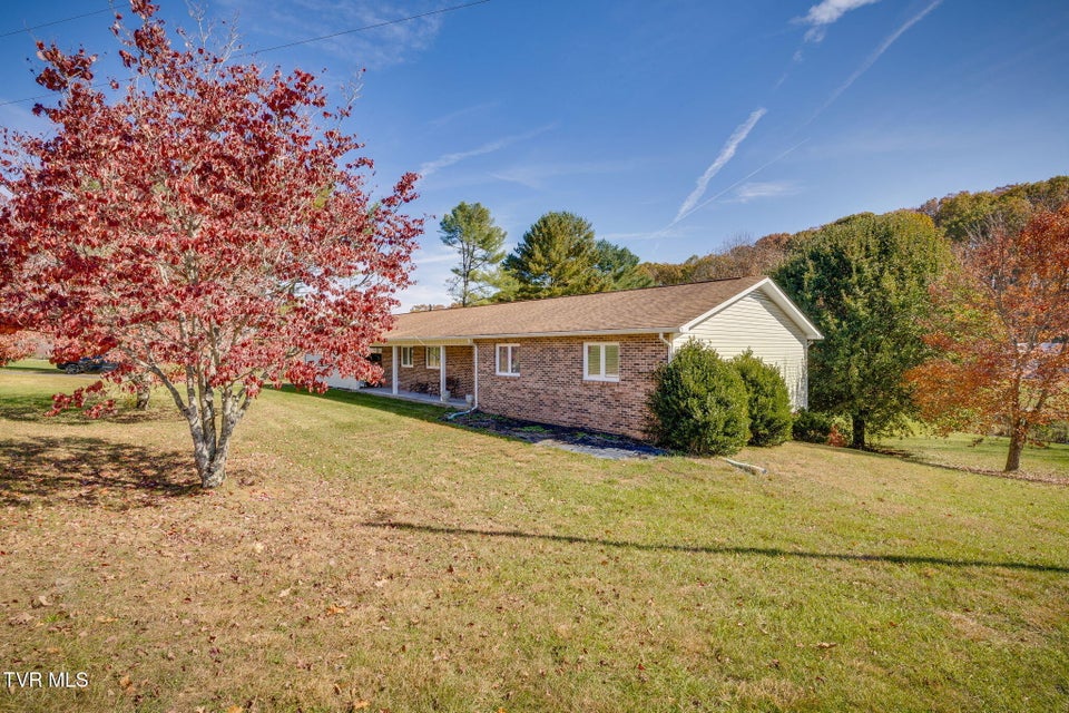 Photo #3: 520 Valley Drive