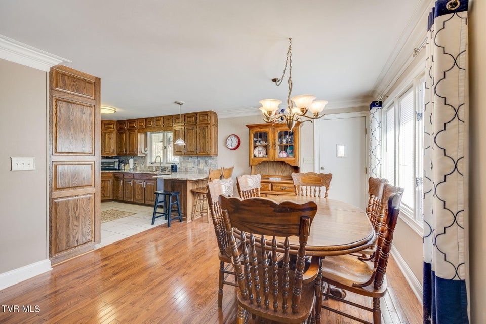 Photo #10: 520 Valley Drive