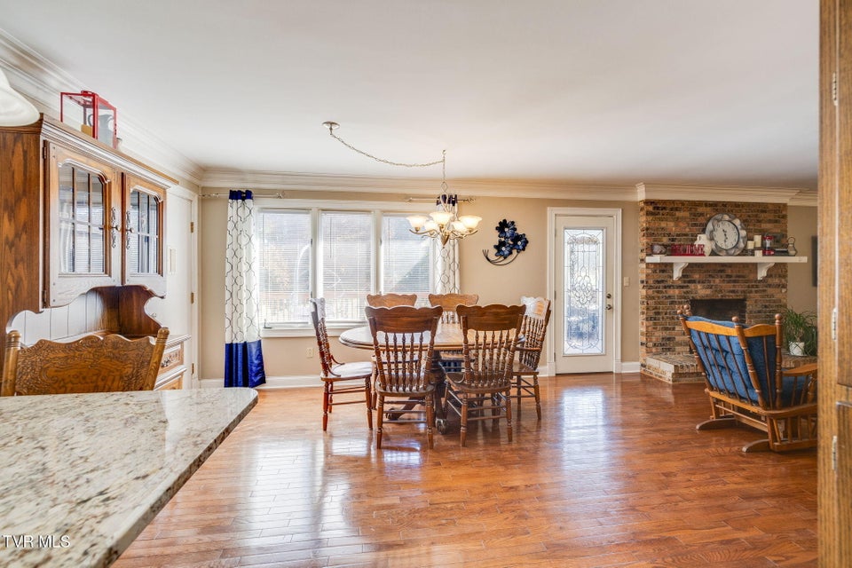 Photo #11: 520 Valley Drive