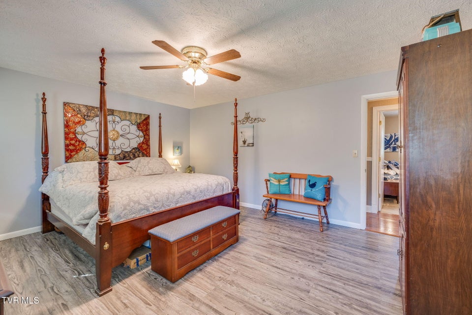 Photo #18: 520 Valley Drive