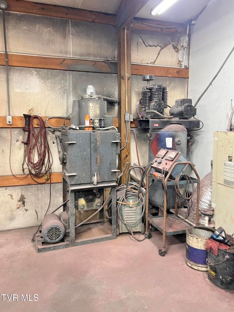 Photo #24: 1930 Snapps Ferry Road