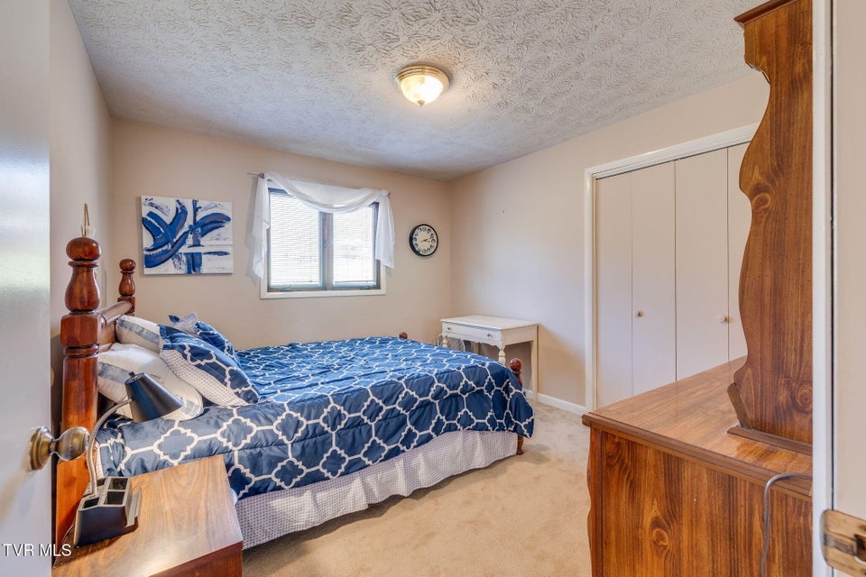 Photo #21: 520 Valley Drive