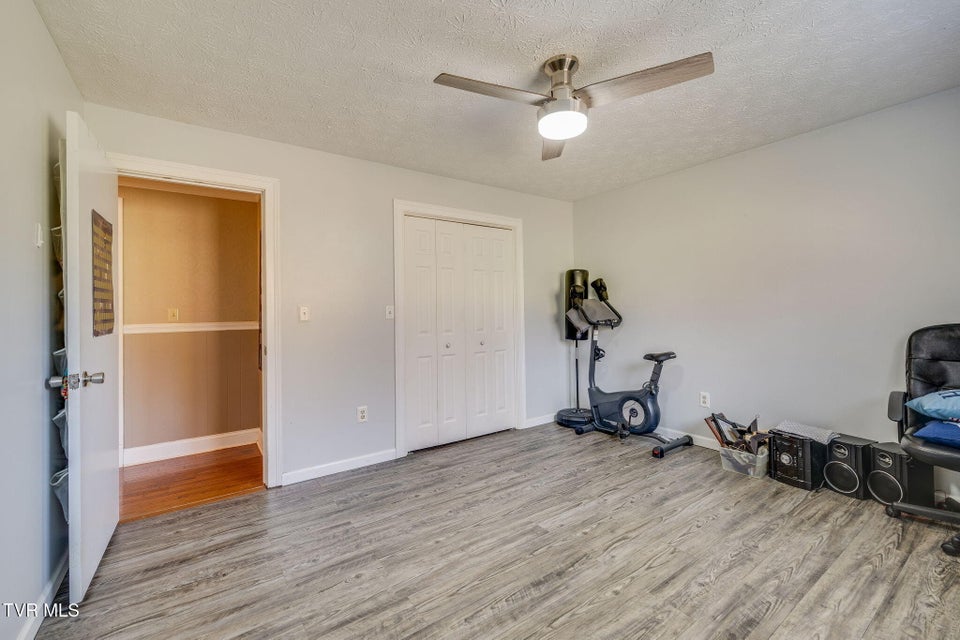 Photo #26: 520 Valley Drive