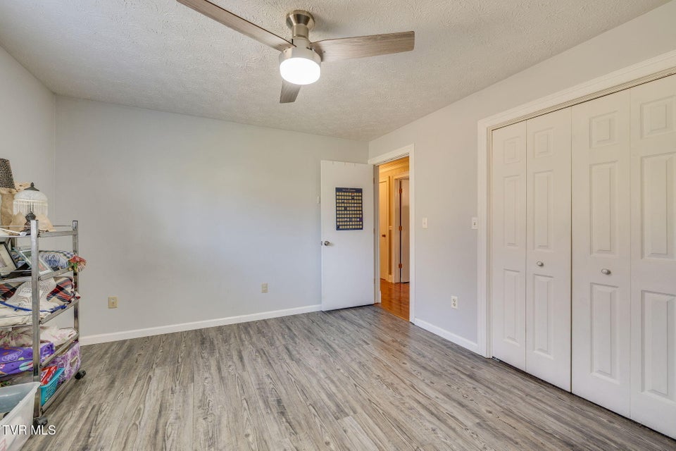 Photo #27: 520 Valley Drive