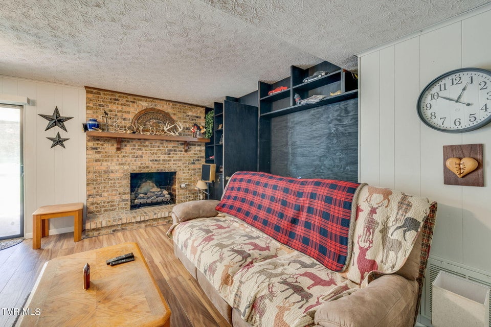 Photo #30: 520 Valley Drive